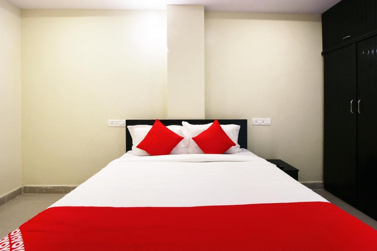 Oyo Sri Vinayaka Grand Hotel Shamshabad Luaran gambar