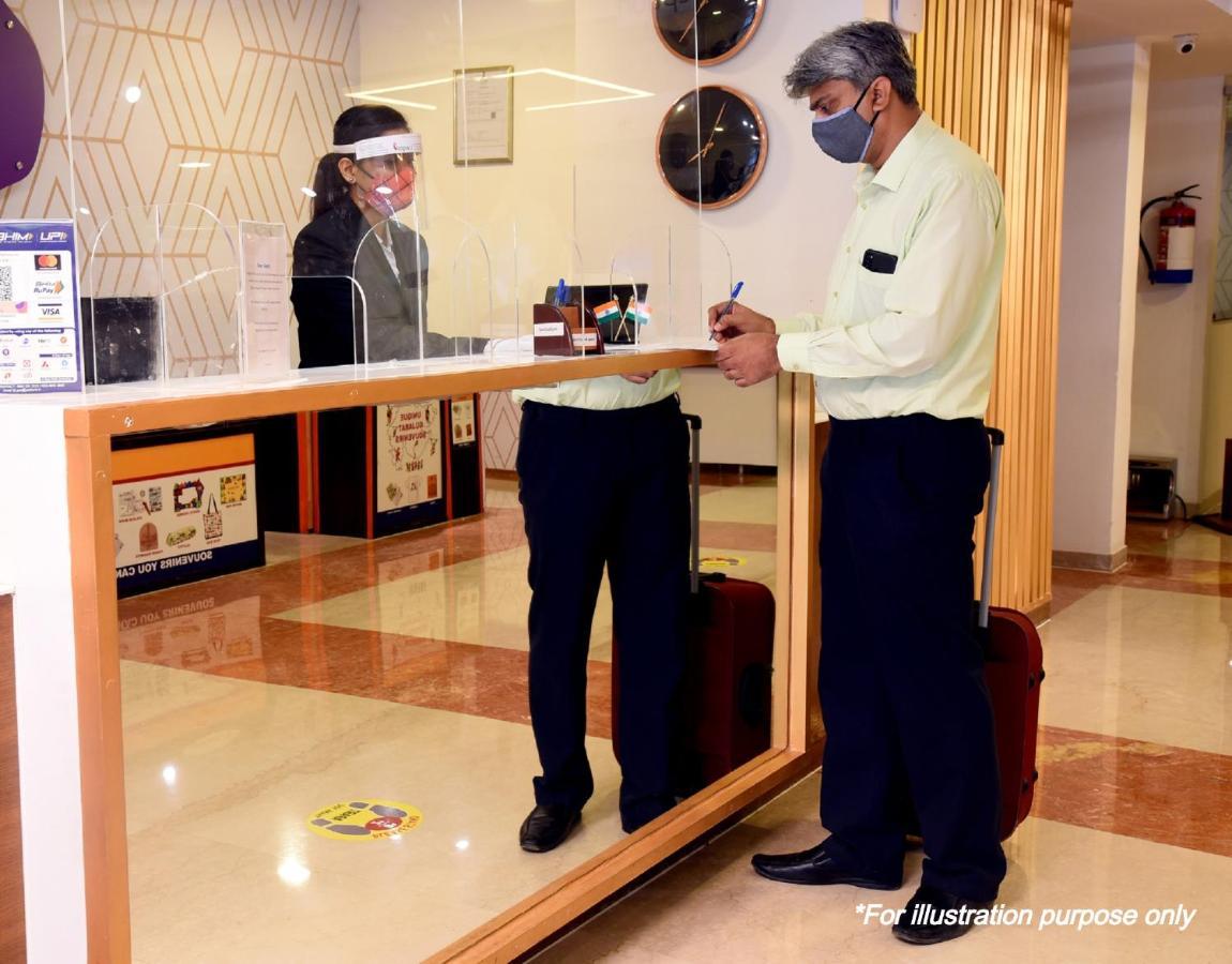 Oyo Sri Vinayaka Grand Hotel Shamshabad Luaran gambar